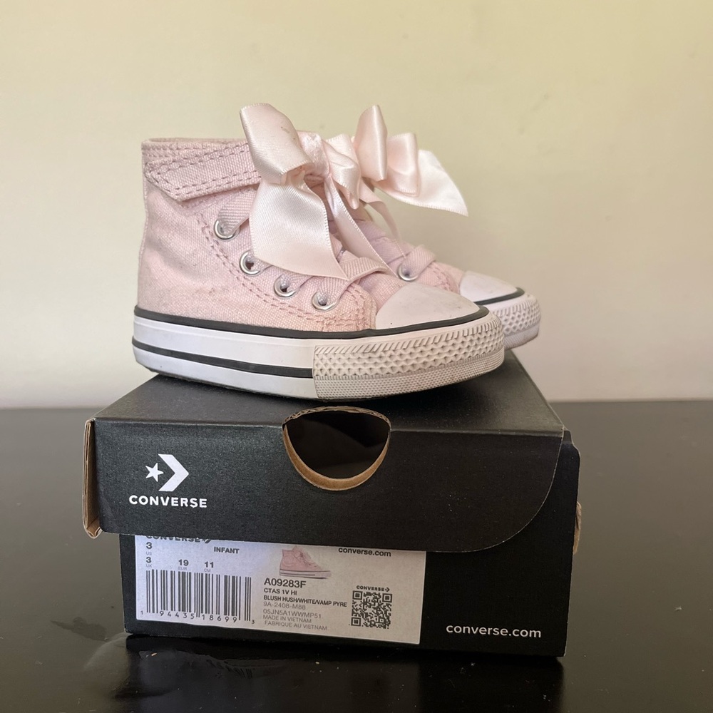 Converse Kids Light Pink High-Tops with Ribbon
